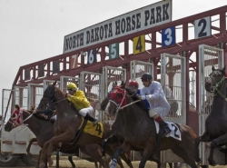 North Dakota Horse Racing